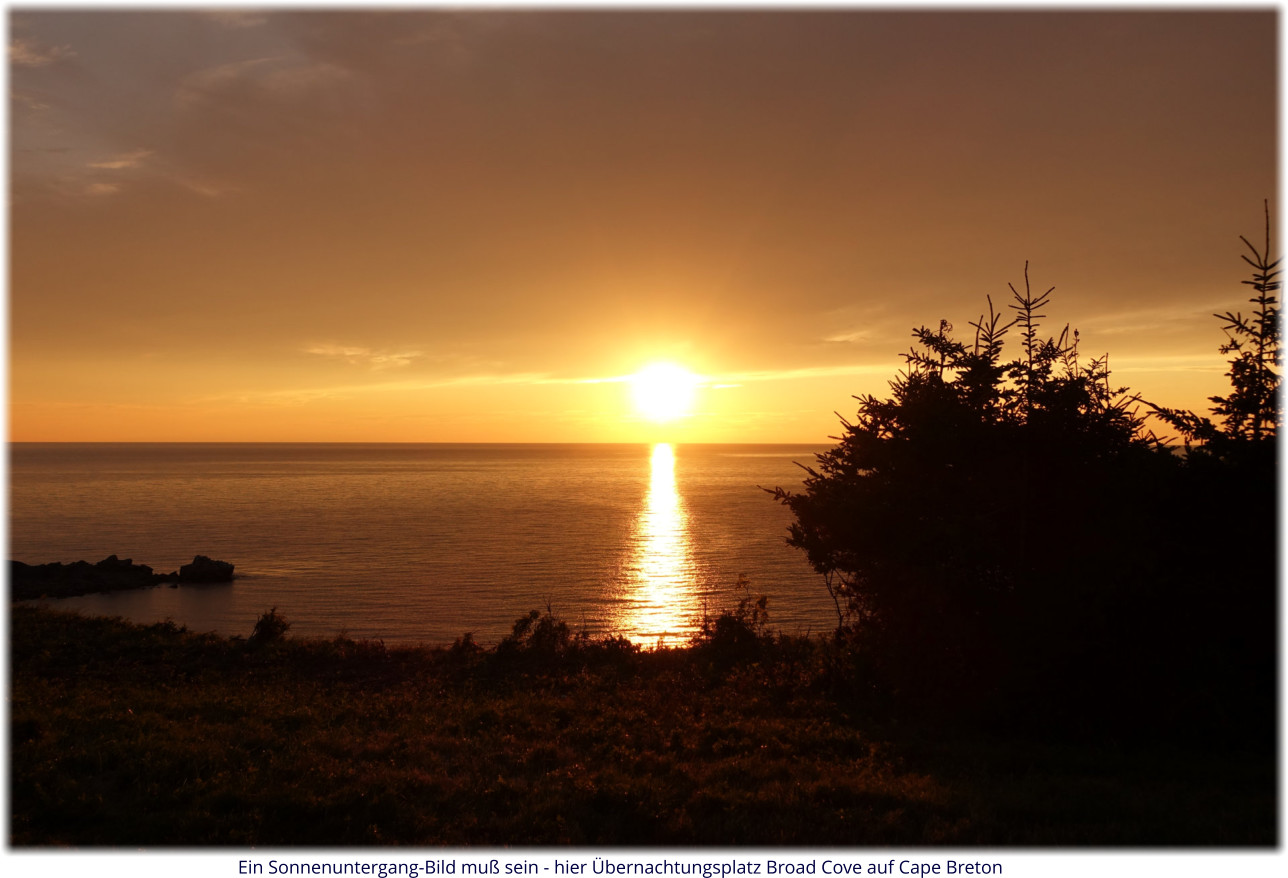 Ein Sonnenuntergang-Bild muß sein - hier Übernachtungsplatz Broad Cove auf Cape Breton
